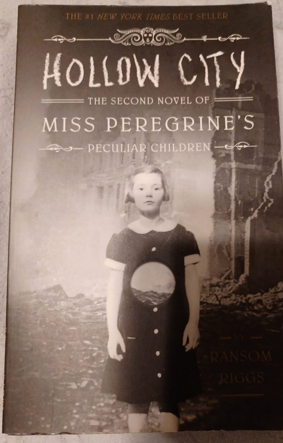 Hollow City book cover